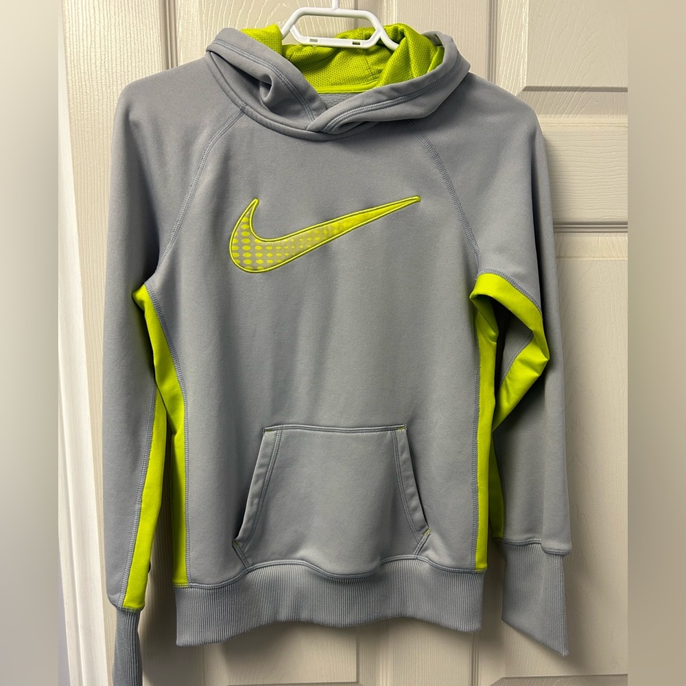 Nike Pullover Hoodie - Women’s